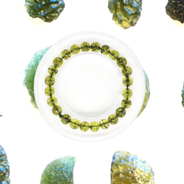 What is Moldavite & it's Benefits?