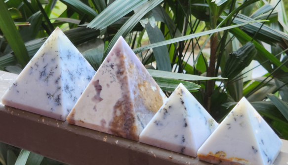 Natural Dendritic Sage Jasper Crystal Benefits
