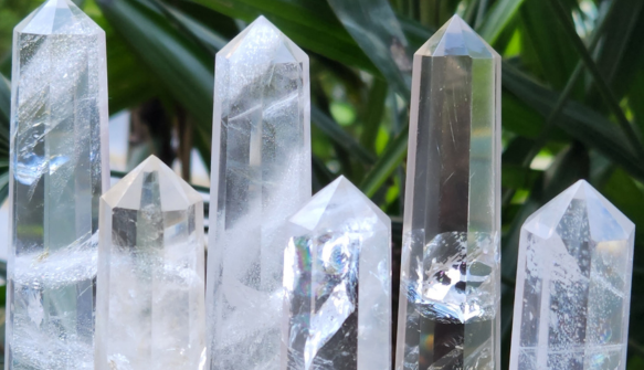 Clear Quartz Crystal Benefits