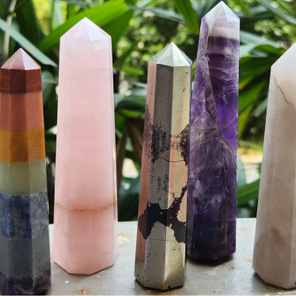 How to use and manifest with crystal?