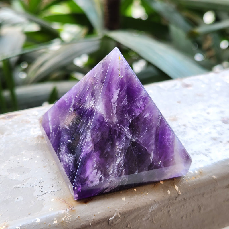 Amethyst Pyramid for Protection, Purification and Spirituality