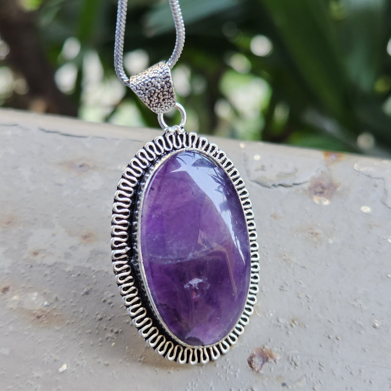 Certified Amethyst Oval Shape Pendant without Chain