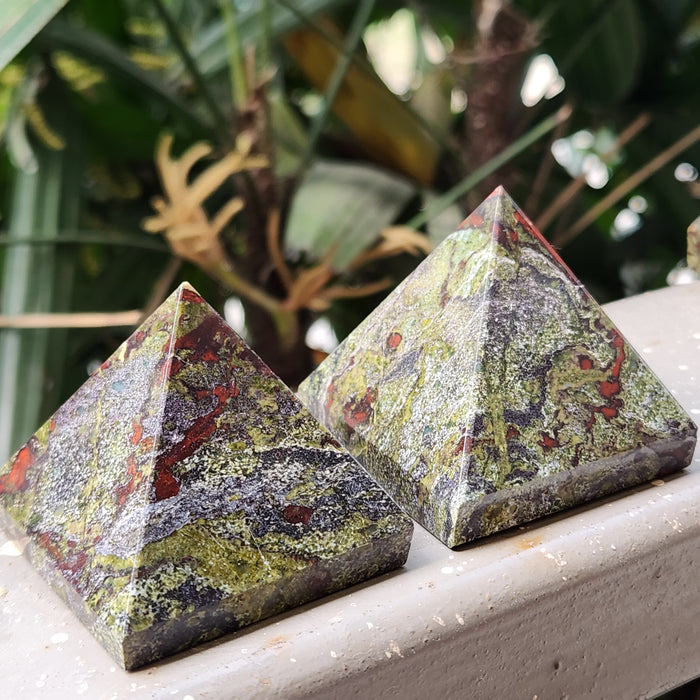Dragon Bloodstone Pyramid for Strength & Face Difficulties