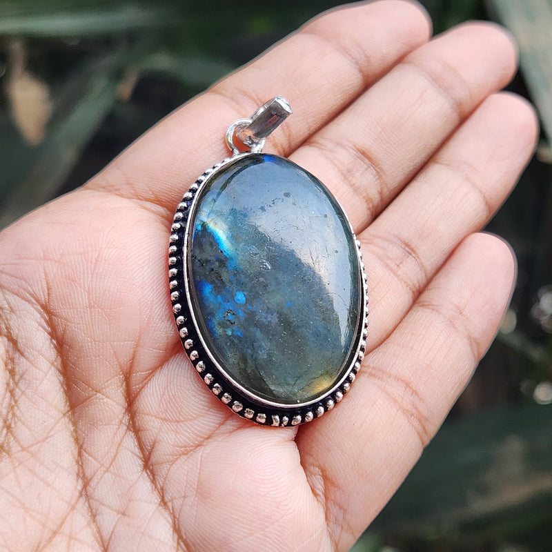 Certified Labradorite Pendant without Chain (Design 5)