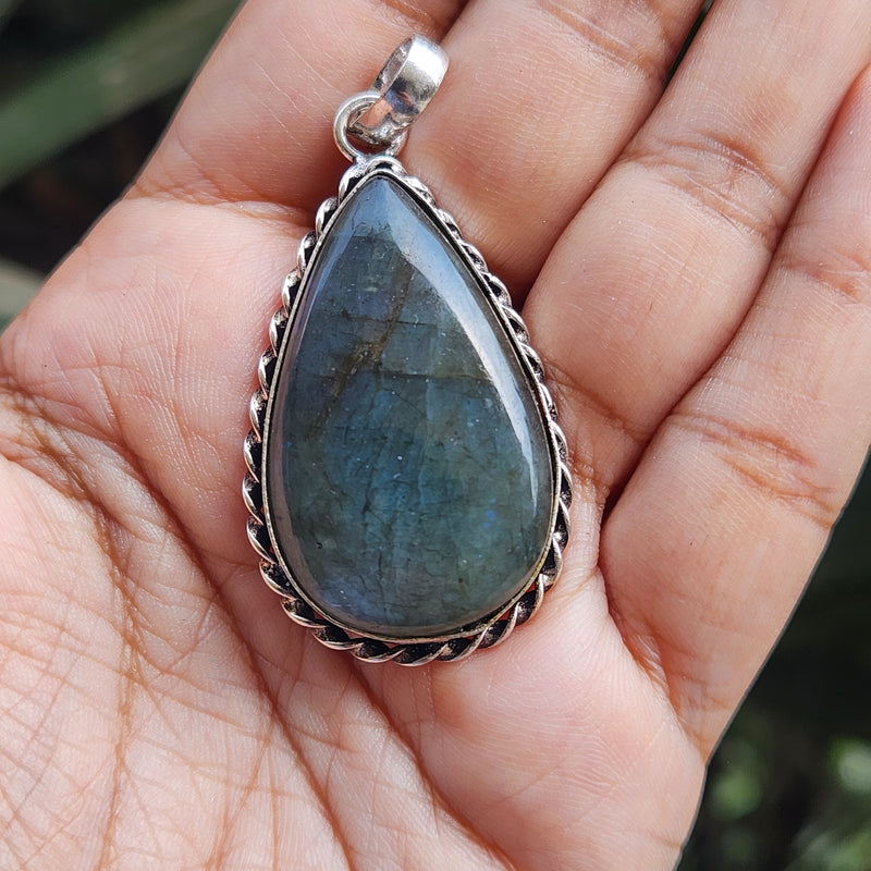 Certified Labradorite Pendant without Chain (Design 9)