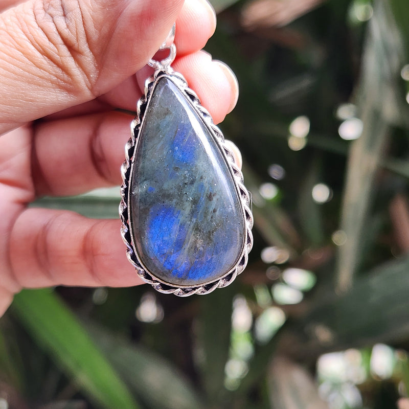Certified Labradorite Pendant without Chain (Design 11)