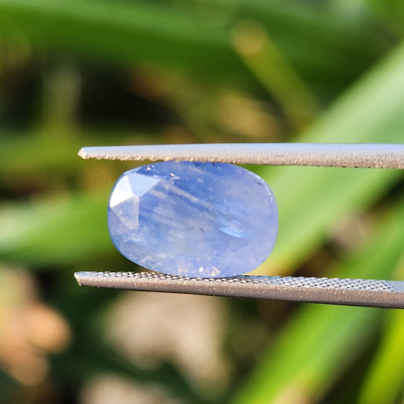 Blue Sapphire Neelam Gemstone from Burma (Maynmar)- 5.01 Carats