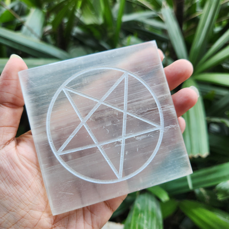 Charging & Protection Selenite Plate with Star Engravement