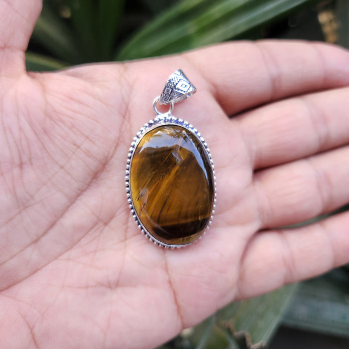 Certified Tiger Eye Pendant without Chain - Design 2