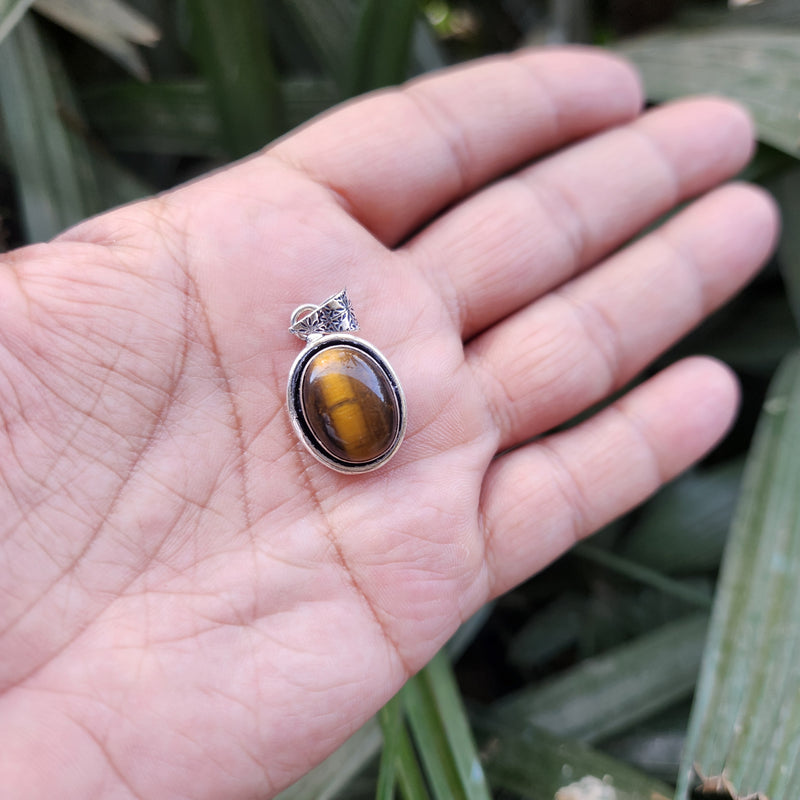 Certified Tiger Eye Pendant without Chain - Design 8