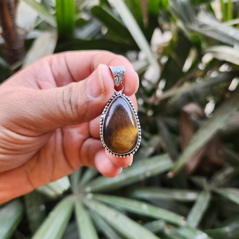 Certified Tiger Eye Pendant without Chain - Design 12