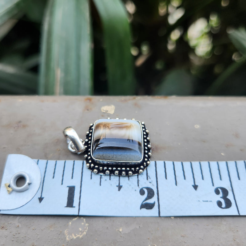 Certified Sulemani Hakik Pendants- P22