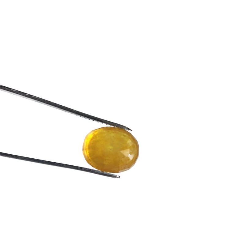 Yellow Sapphire Gemstone from Bangkok - 7.06 Cts