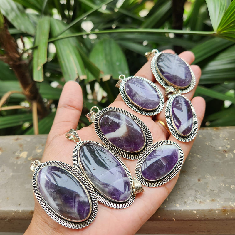 Certified Amethyst Oval Shape Pendant without Chain