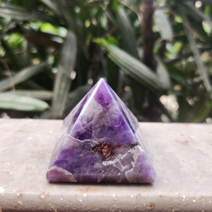 Amethyst Pyramid for Protection, Purification and Spirituality