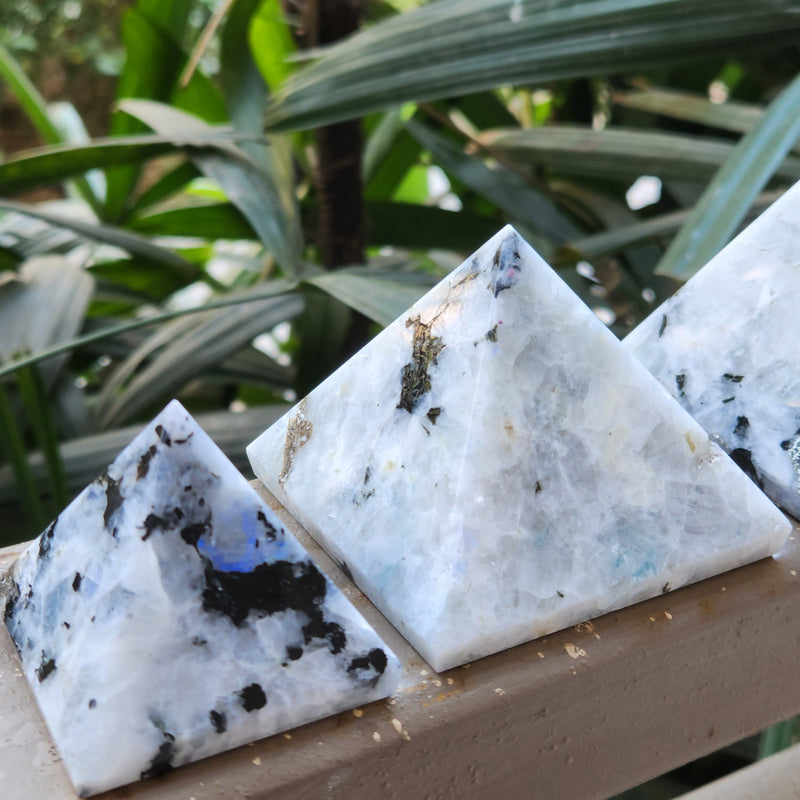 Rainbow Moonstone Pyramid for Psychic Awareness, Feminine Energy & Spiritual Growth