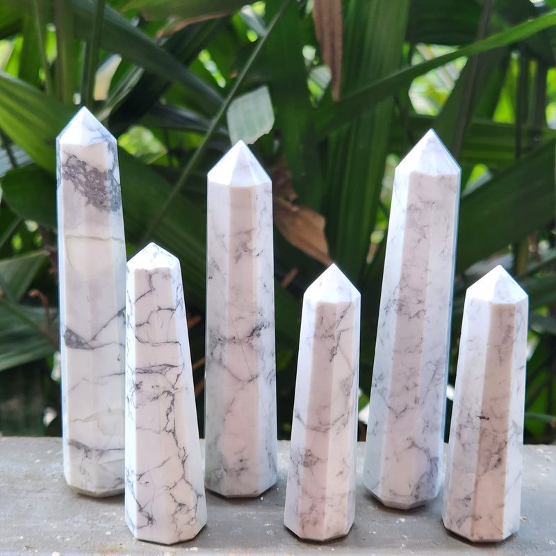 Howlite Wand / Tower