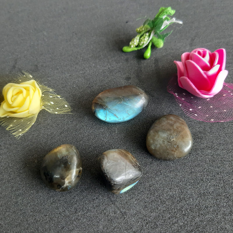 Labradorite Tumbled Stone for Strength, Transformation and Intuition