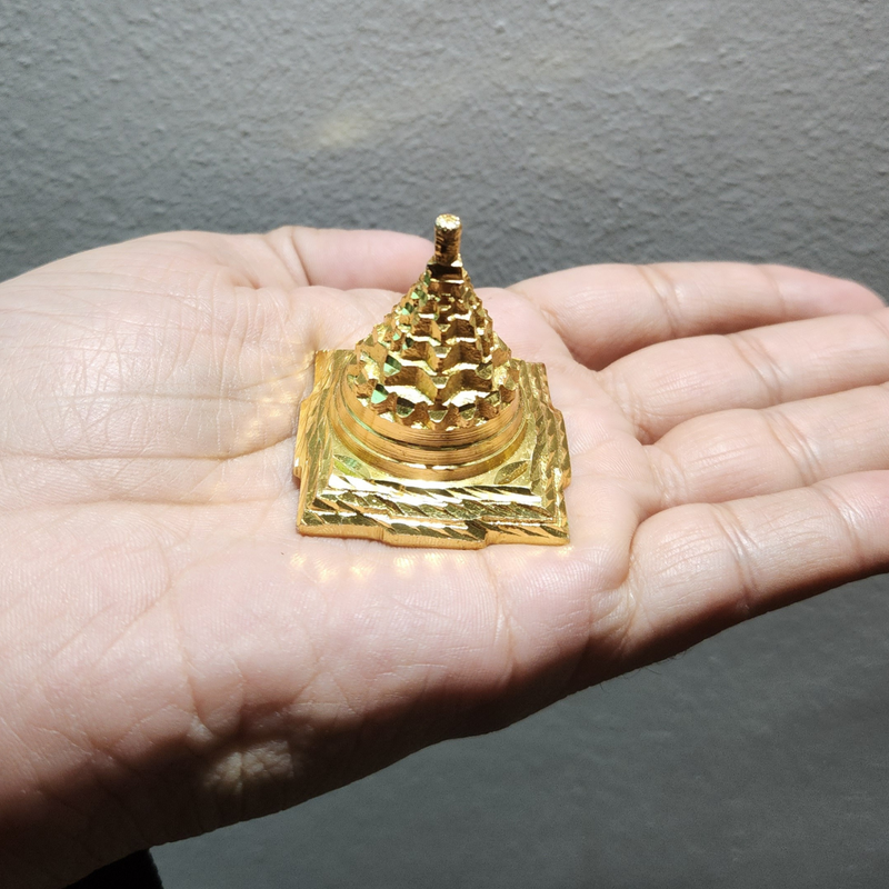 Meru Shree Yantra Peetal / Brass